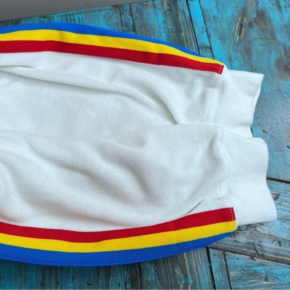 RARE Disney Parks Mickey & Friends "Feeling Classic" Retro Spirit Jersey XL - Picture 11 of 15